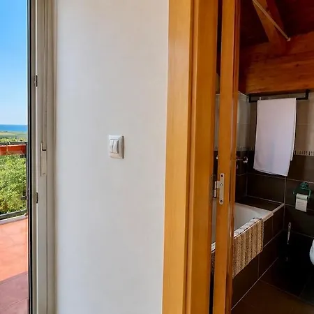 3 Min House Near Comillas And Santillana * Кобресес